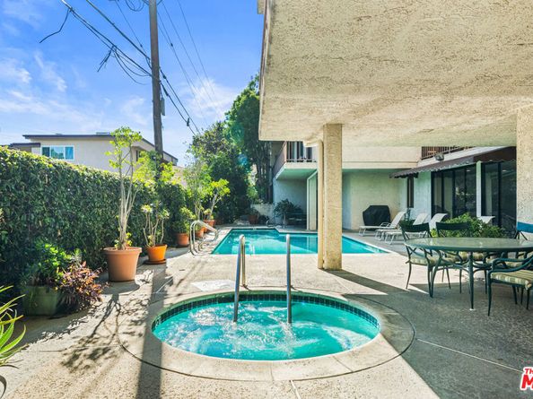 4454 Ventura Canyon Avenue 103, Sherman Oaks CA 91423