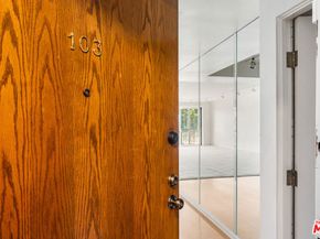 4454 Ventura Canyon Avenue 103, Sherman Oaks CA 91423