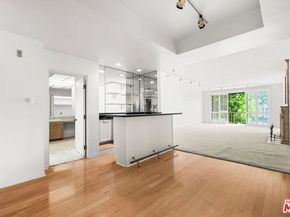 4454 Ventura Canyon Avenue 103, Sherman Oaks CA 91423