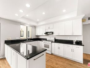 4454 Ventura Canyon Avenue 103, Sherman Oaks CA 91423