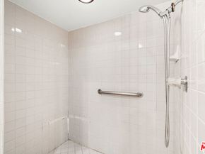 4454 Ventura Canyon Avenue 103, Sherman Oaks CA 91423