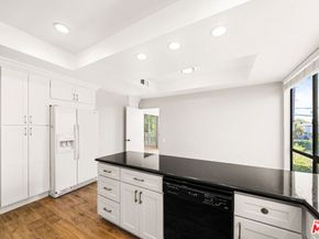 4454 Ventura Canyon Avenue 103, Sherman Oaks CA 91423