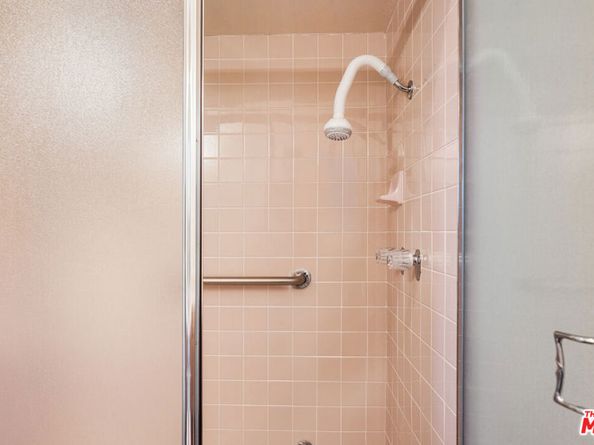 4454 Ventura Canyon Avenue 103, Sherman Oaks CA 91423