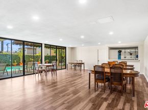 4454 Ventura Canyon Avenue 103, Sherman Oaks CA 91423