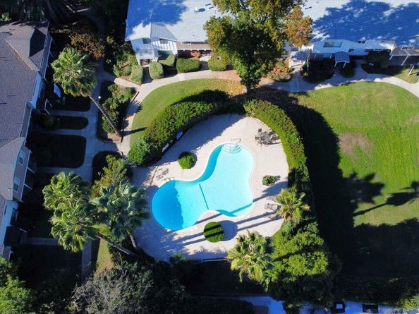 635 E Matchwood Place, Azusa CA 91702