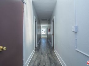 4015 W Olympic Boulevard, Los Angeles CA 90019