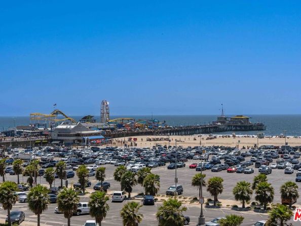 933 11th Street 21, Santa Monica CA 90403