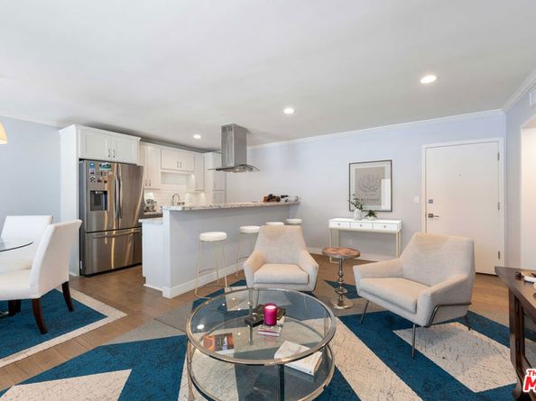 933 11th Street 21, Santa Monica CA 90403