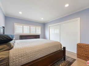 933 11th Street 21, Santa Monica CA 90403