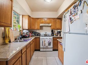 1331 12th Avenue, Los Angeles CA 90019