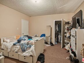 1331 12th Avenue, Los Angeles CA 90019