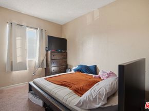 1331 12th Avenue, Los Angeles CA 90019