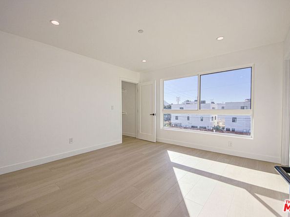 5707 Auckland Avenue, North Hollywood CA 91601