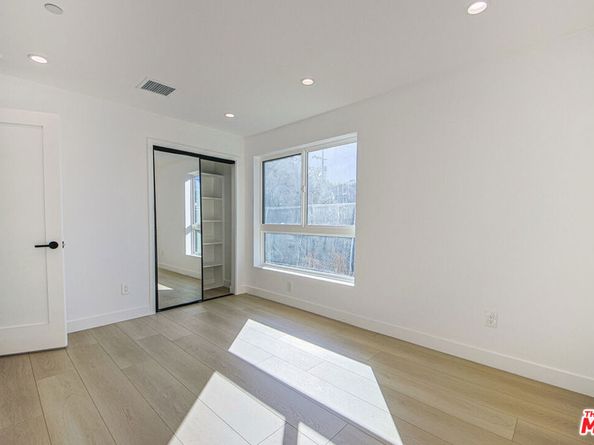 5707 Auckland Avenue, North Hollywood CA 91601