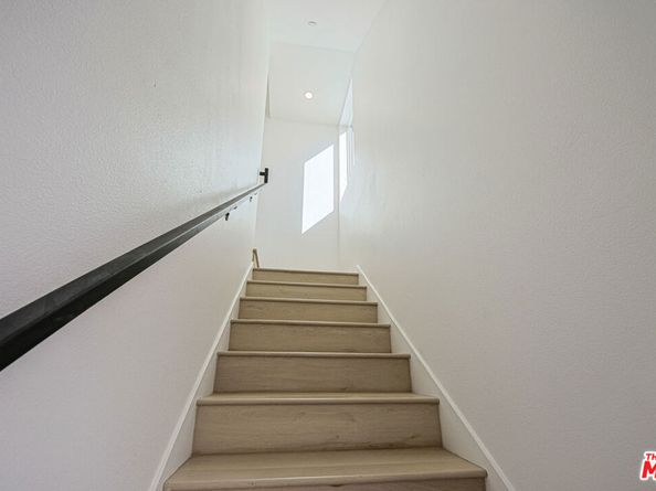 5707 Auckland Avenue, North Hollywood CA 91601