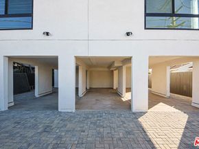 5707 Auckland Avenue, North Hollywood CA 91601