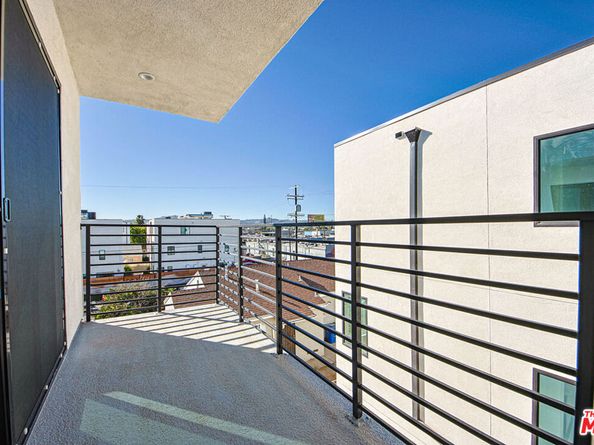 5707 Auckland Avenue, North Hollywood CA 91601