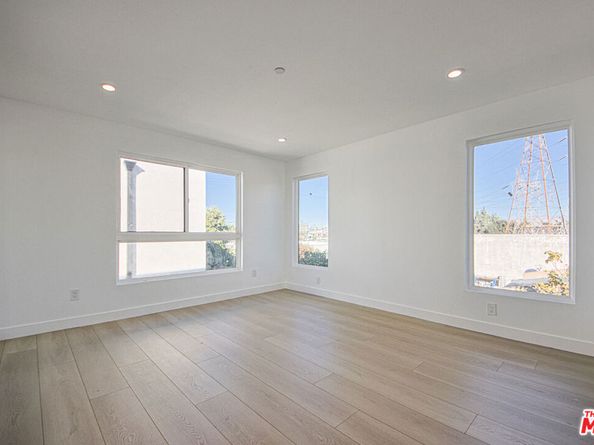 5707 Auckland Avenue, North Hollywood CA 91601