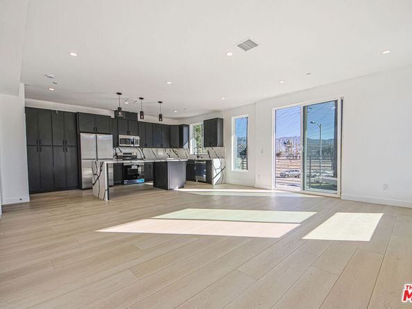 5707 Auckland Avenue, North Hollywood CA 91601