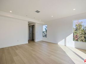 5707 Auckland Avenue, North Hollywood CA 91601