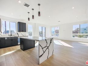 5707 Auckland Avenue, North Hollywood CA 91601