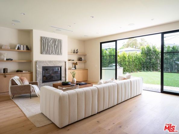 11746 La Maida Street, Valley Village CA 91607