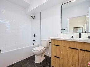 11732 Gilmore Street, North Hollywood CA 91606