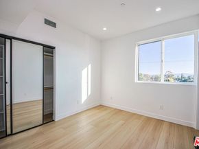 11732 Gilmore Street, North Hollywood CA 91606