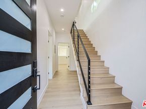 11732 Gilmore Street, North Hollywood CA 91606