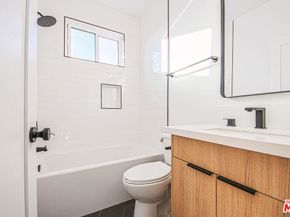 11732 Gilmore Street, North Hollywood CA 91606