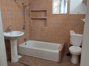 1612 Arlington Avenue, Los Angeles CA 90019