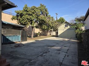 1612 Arlington Avenue, Los Angeles CA 90019