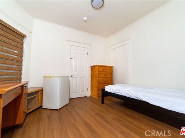 1023 S Wilton Place, Los Angeles CA 90019