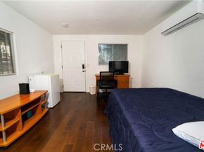 1023 S Wilton Place, Los Angeles CA 90019