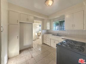 4161 Marlton Avenue, Los Angeles CA 90008