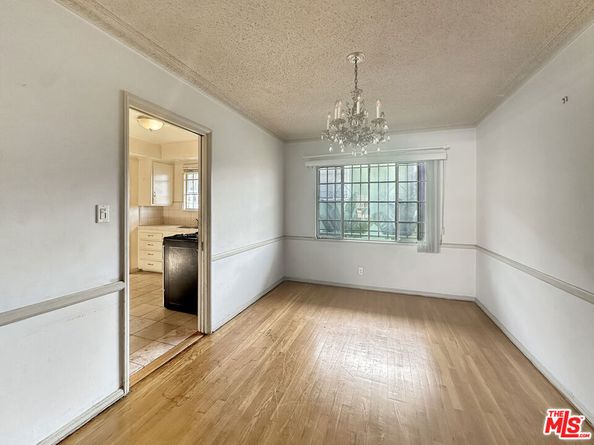 4161 Marlton Avenue, Los Angeles CA 90008