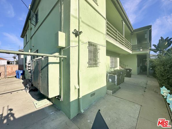 4161 Marlton Avenue, Los Angeles CA 90008