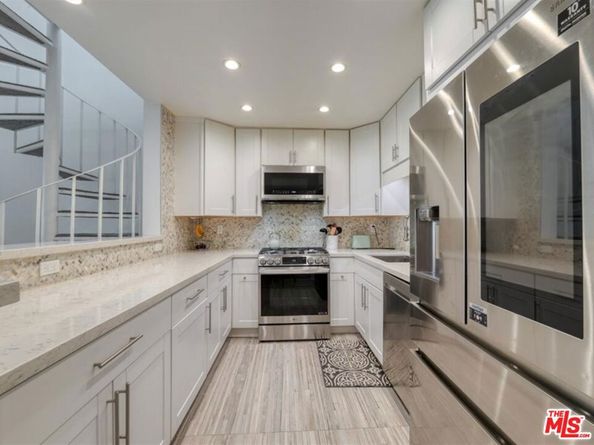 4477 Woodman Avenue 304, Sherman Oaks CA 91423