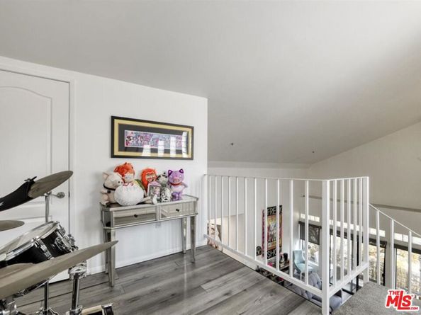 4477 Woodman Avenue 304, Sherman Oaks CA 91423