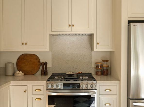 845 S Muirfield Road, Los Angeles CA 90005