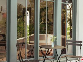 845 S Muirfield Road, Los Angeles CA 90005