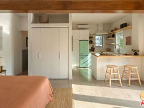 845 S Muirfield Road, Los Angeles CA 90005