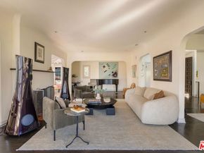 4778 Bonvue Avenue, Los Angeles CA 90027
