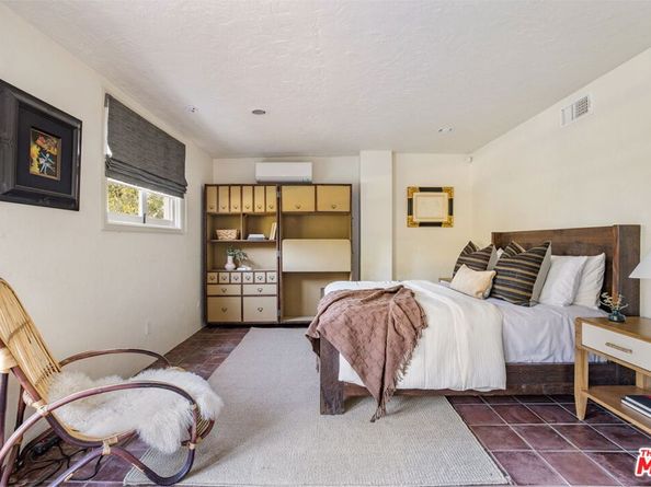 4778 Bonvue Avenue, Los Angeles CA 90027