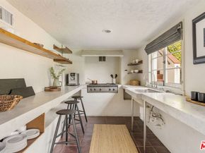 4778 Bonvue Avenue, Los Angeles CA 90027