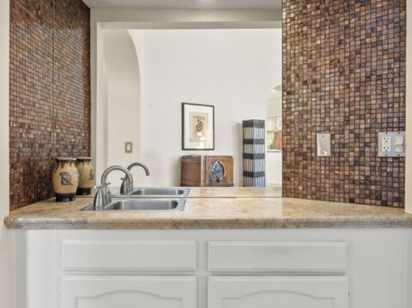 8455 Fountain Avenue 402, West Hollywood CA 90069