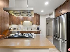 8455 Fountain Avenue 402, West Hollywood CA 90069