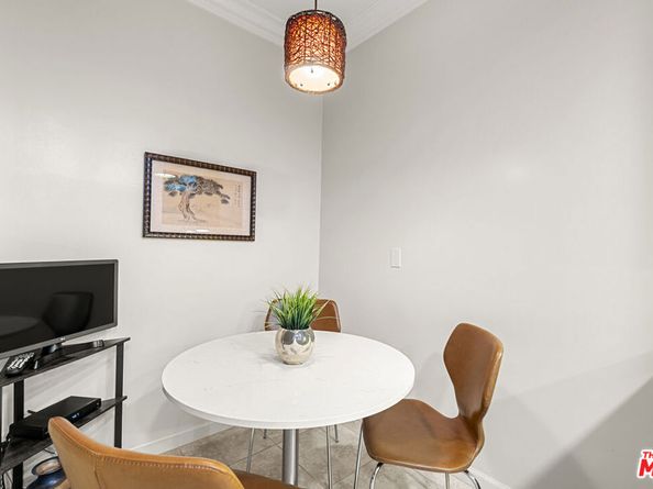 8455 Fountain Avenue 402, West Hollywood CA 90069