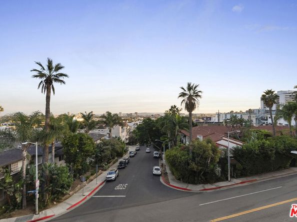 8455 Fountain Avenue 402, West Hollywood CA 90069