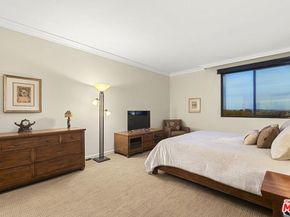 8455 Fountain Avenue 402, West Hollywood CA 90069